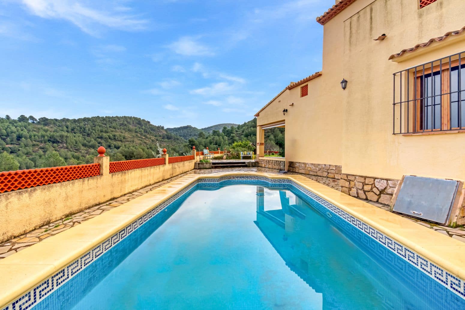 4 chambre Villa/Maison à vendre à Orba avec piscine - 429 000 € (Ref: 9847524)