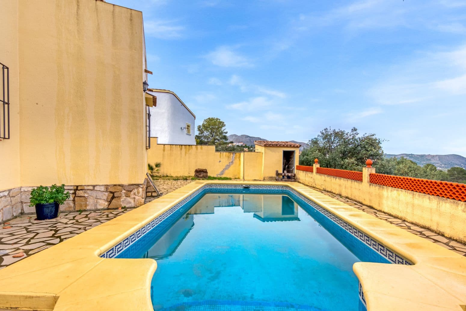 4 chambre Villa/Maison à vendre à Orba avec piscine - 429 000 € (Ref: 9847524)