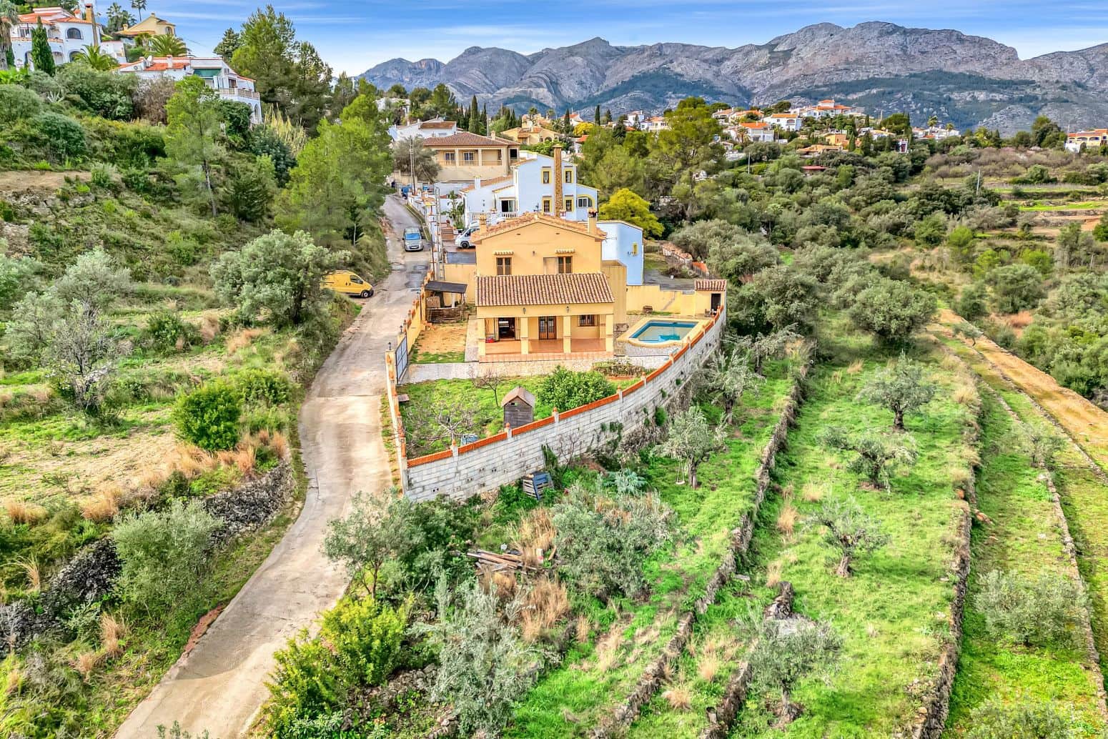 4 chambre Villa/Maison à vendre à Orba avec piscine - 429 000 € (Ref: 9847524)