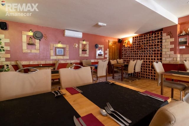 Commercieel te koop in La Veleta, Torrevieja - € 199.000 (Ref: 9847525)