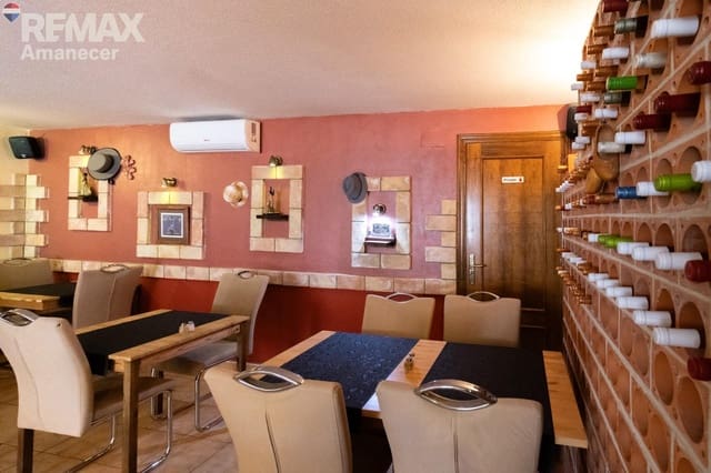Commercieel te koop in La Veleta, Torrevieja - € 199.000 (Ref: 9847525)