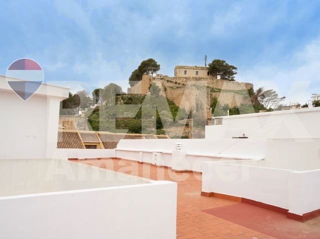 Piso de 3 habitaciones en El Puerto, Dénia en alquiler - 1.300 € (Ref: 9847526)