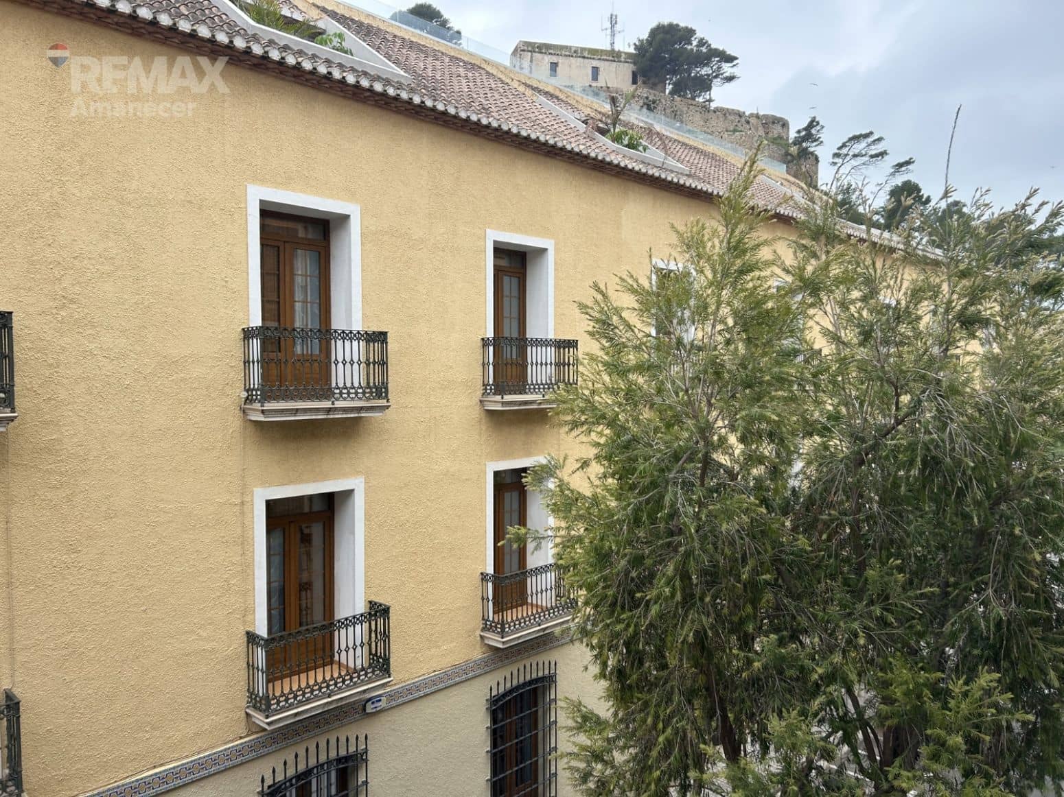 3 bedroom Flat for rent in Denia - € 1,300 (Ref: 9847526)