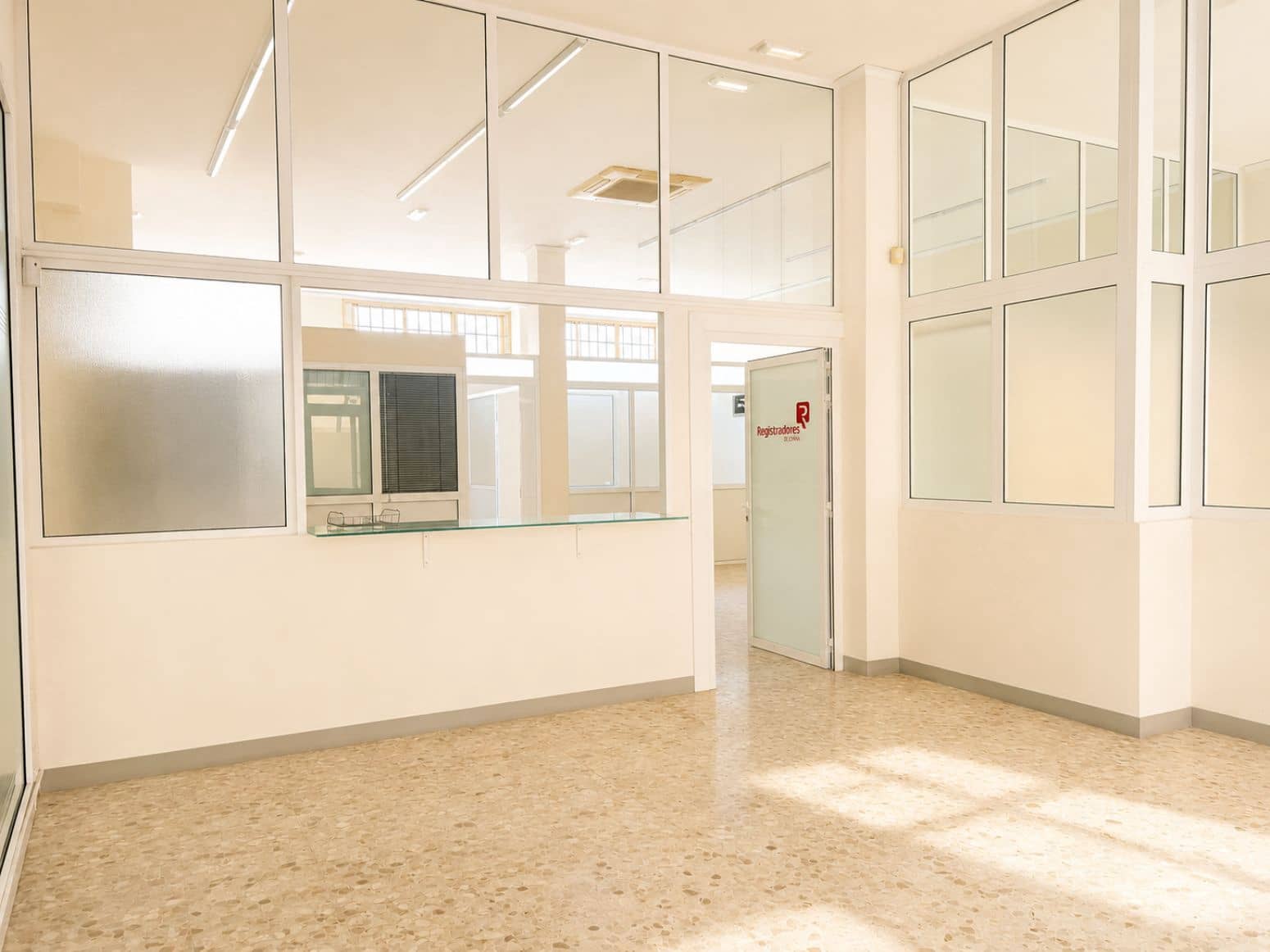 Kontor til leje i Denia - € 1.200 (Ref: 9847529)