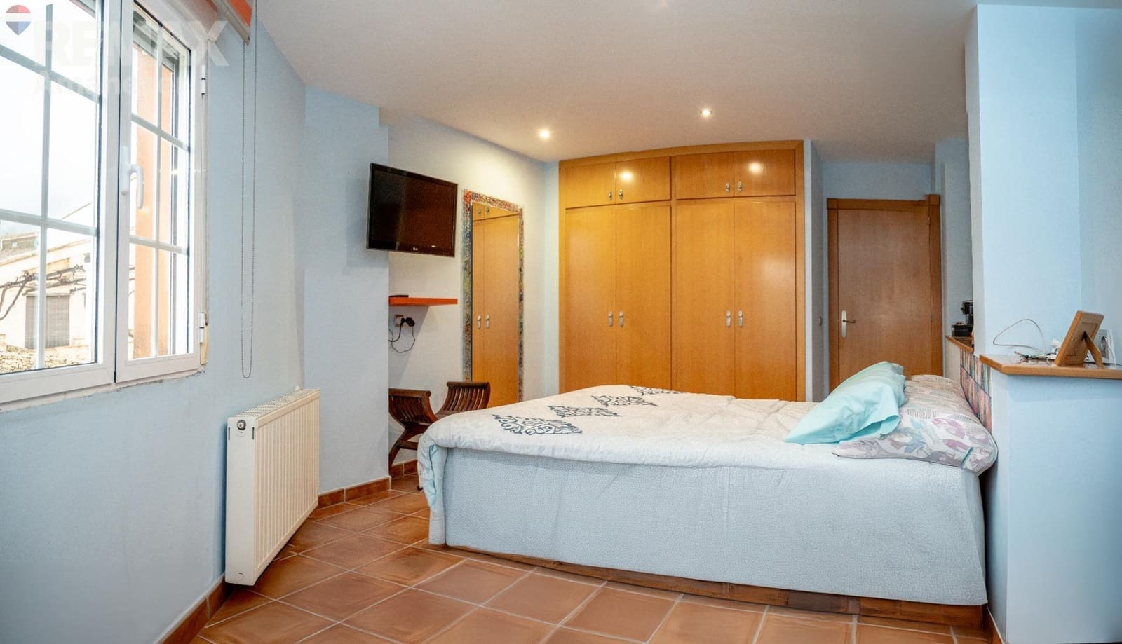 5 bedroom Villa for sale in Alfafara with garage - € 239,000 (Ref: 9847530)