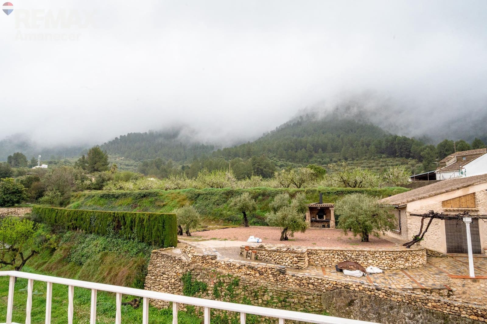 5 bedroom Villa for sale in Alfafara with garage - € 239,000 (Ref: 9847530)
