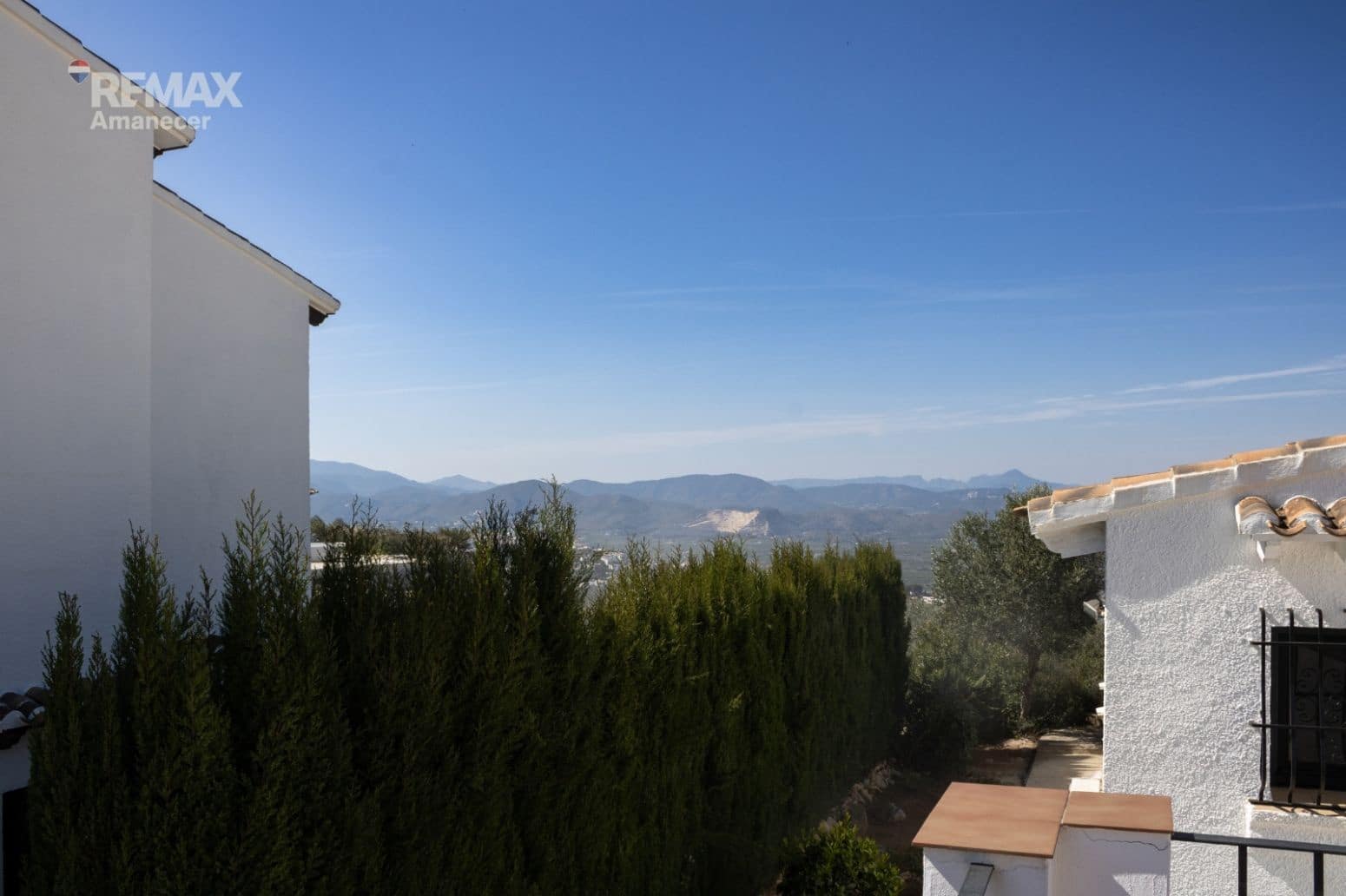 3 soveværelse Villa til salg i Rafol de Almunia med swimmingpool garage - € 484.900 (Ref: 9847532)