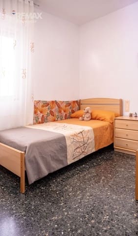 4 slaapkamer Huis te koop in Enguera met garage - € 226.000 (Ref: 9847533)