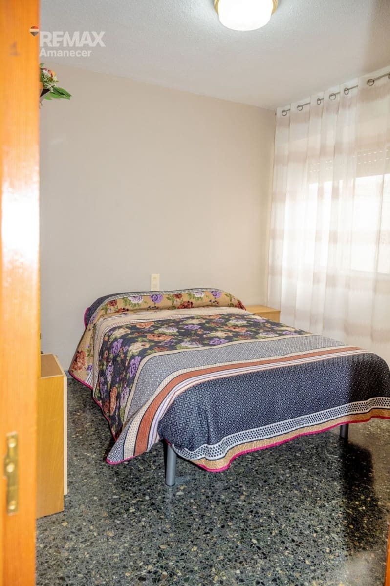 4 slaapkamer Huis te koop in Enguera met garage - € 226.000 (Ref: 9847533)