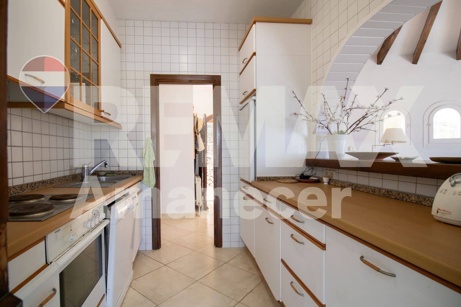 3 slaapkamer Villa te koop in Montemar met zwembad garage - € 675.000 (Ref: 9847534)