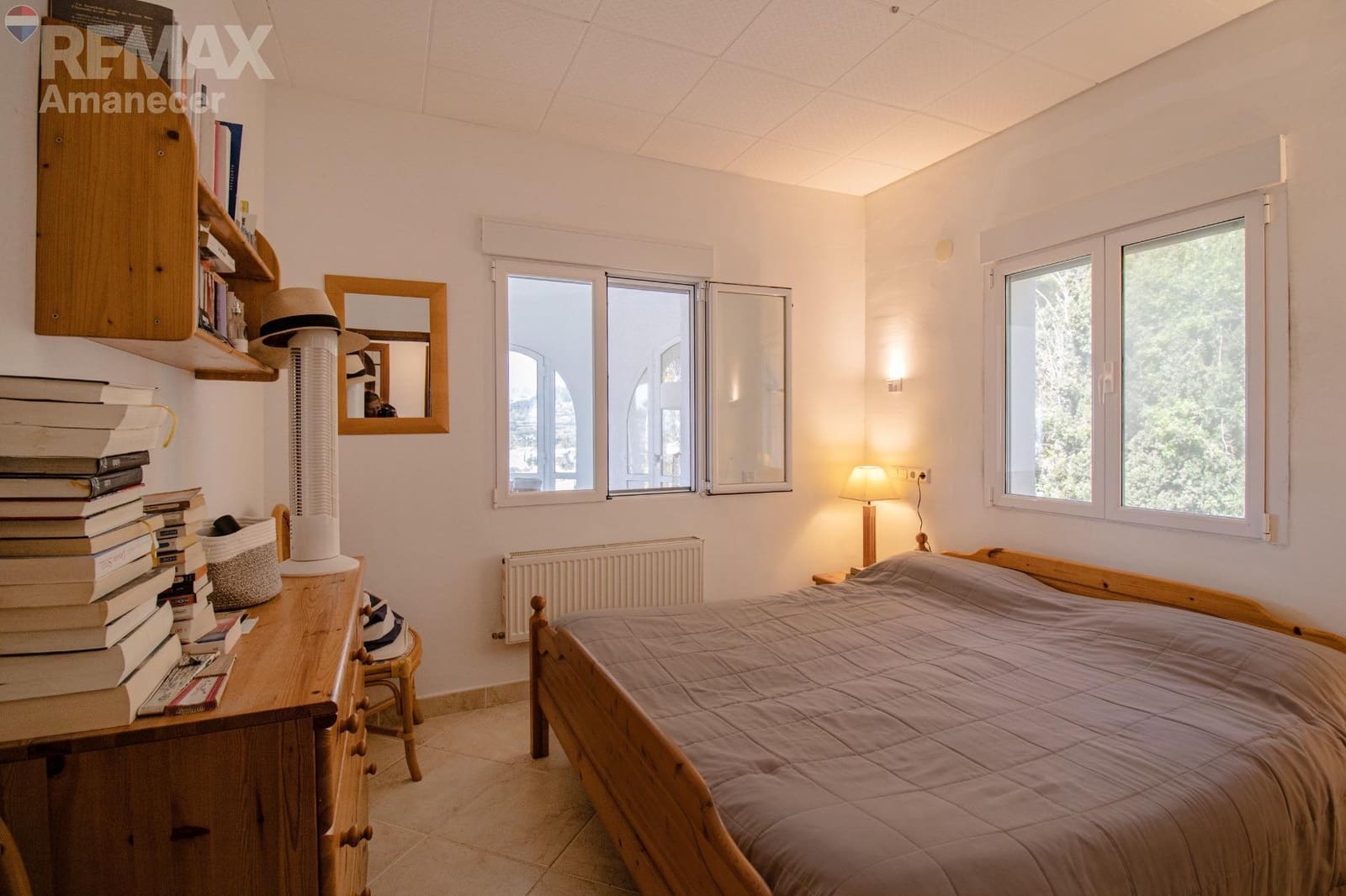 3 soverom Villa til salgs i Montemar med svømmebasseng garasje - € 645 000 (Ref: 9847534)