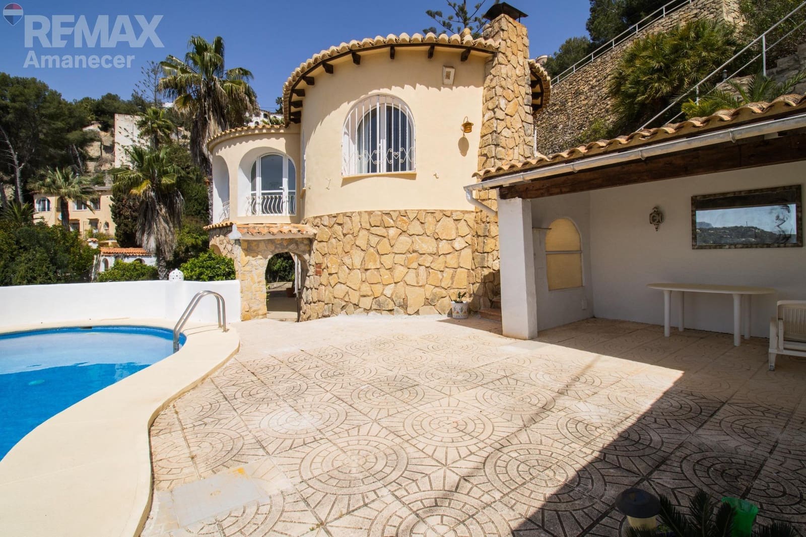 3 soverom Villa til salgs i Montemar med svømmebasseng garasje - € 645 000 (Ref: 9847534)
