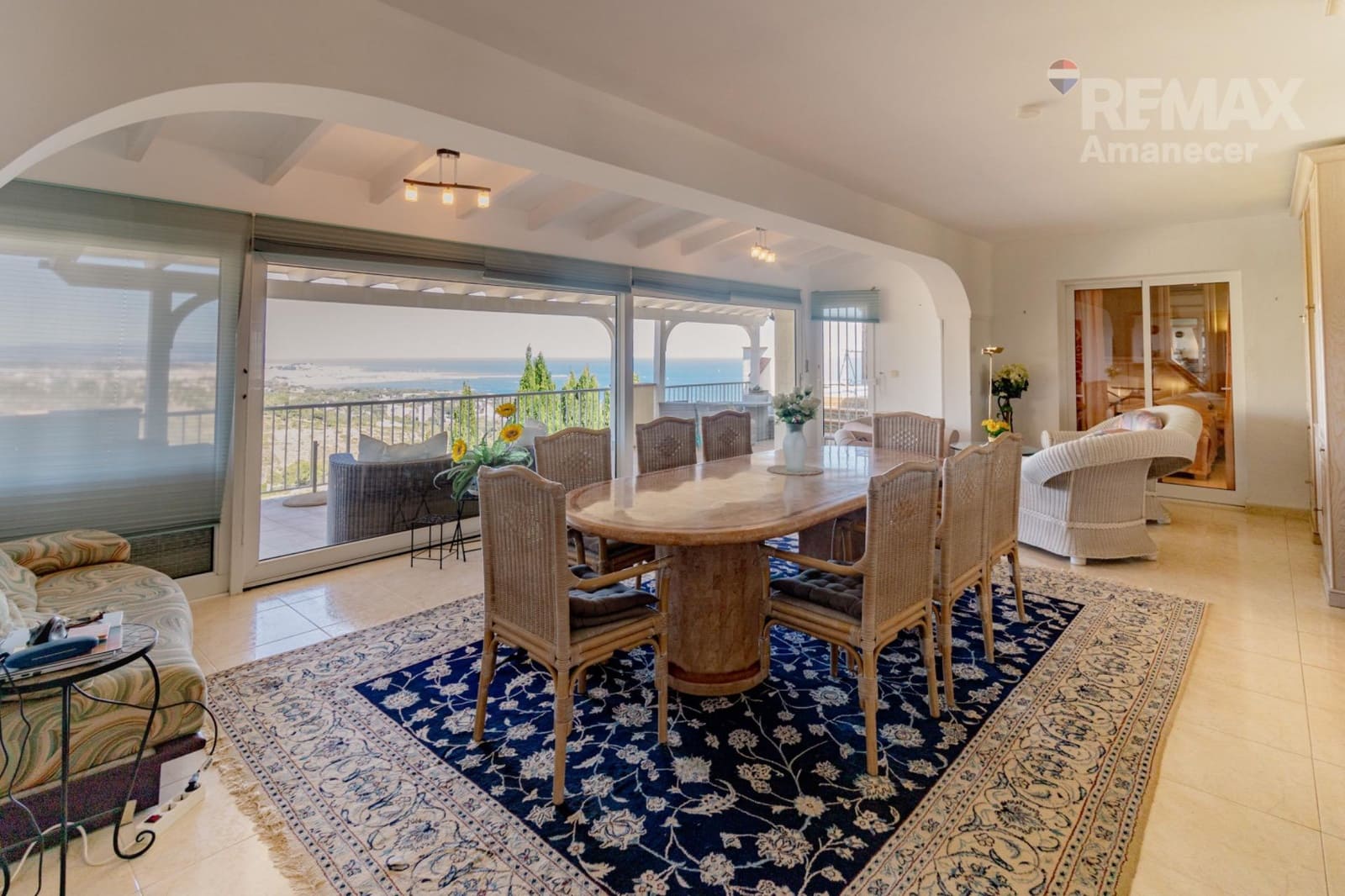 6 bedroom Villa for sale in Denia with garage - € 1,350,000 (Ref: 9849379)