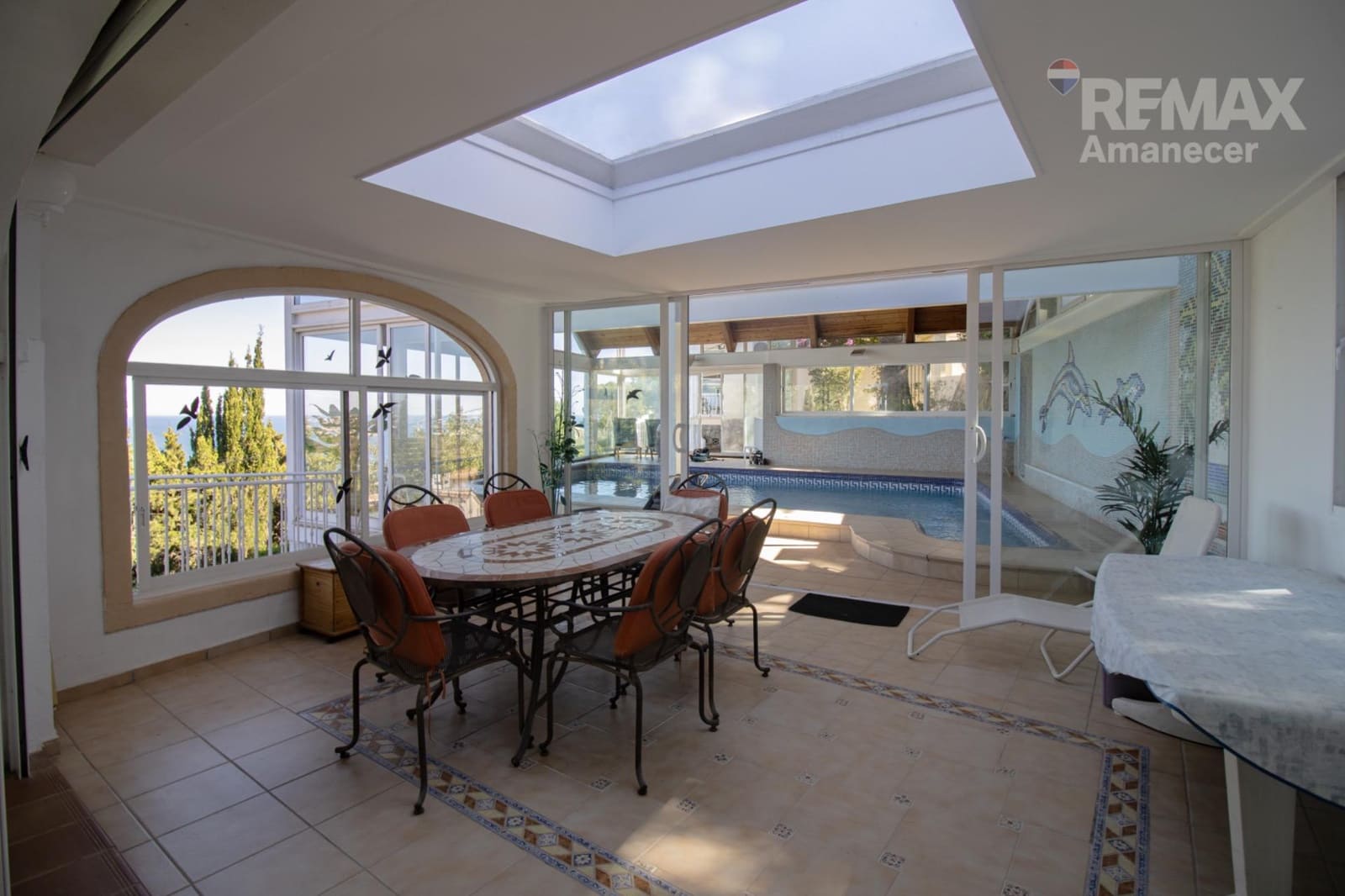 6 bedroom Villa for sale in Denia with garage - € 1,350,000 (Ref: 9849379)