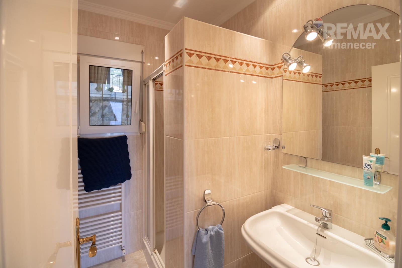 6 bedroom Villa for sale in Denia with garage - € 1,350,000 (Ref: 9849379)