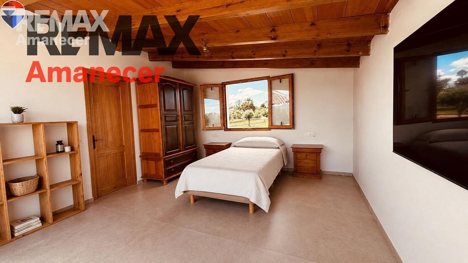 1 bedroom Villa for rent in Denia with pool garage - € 2,000 (Ref: 9849380)