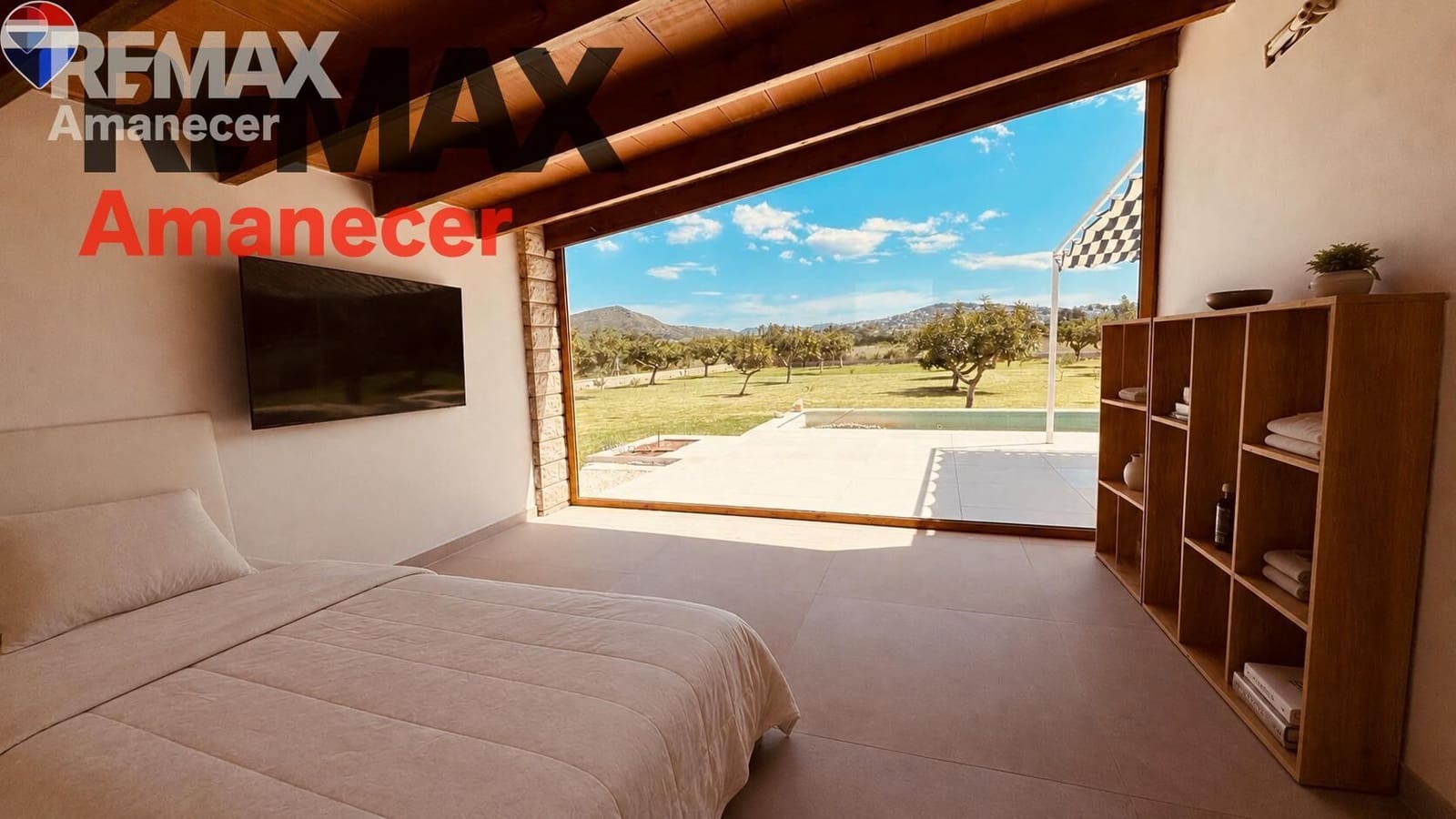 1 bedroom Villa for rent in Denia with pool garage - € 2,000 (Ref: 9849380)