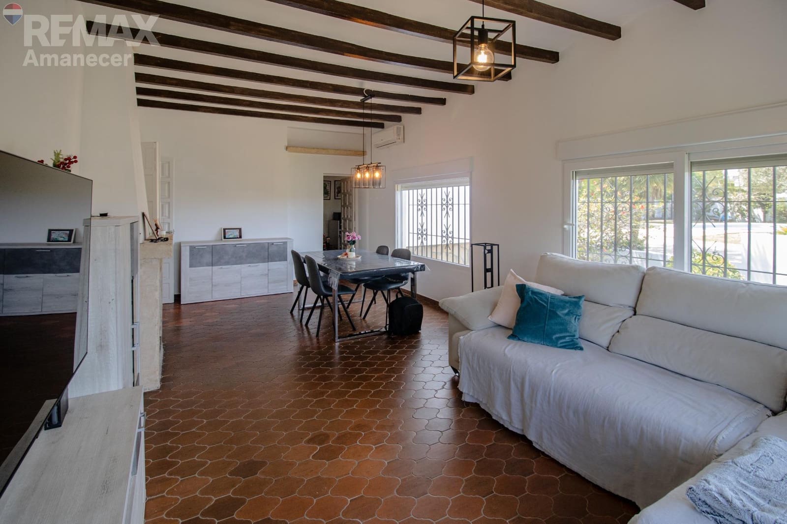 3 chambre Villa/Maison à vendre à Javea / Xabia avec piscine - 640 000 € (Ref: 9855463)