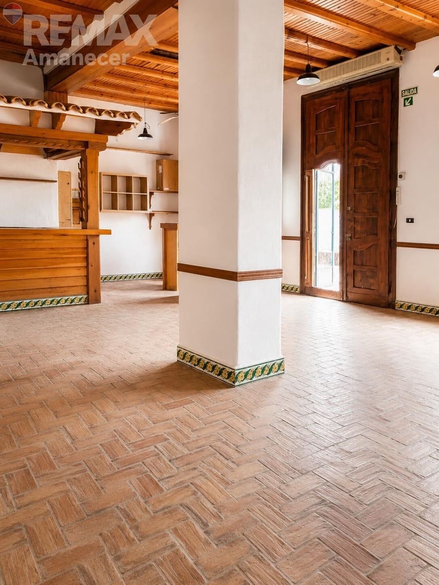 3 quarto Comercial para venda em Denia - 535 000 € (Ref: 9873511)