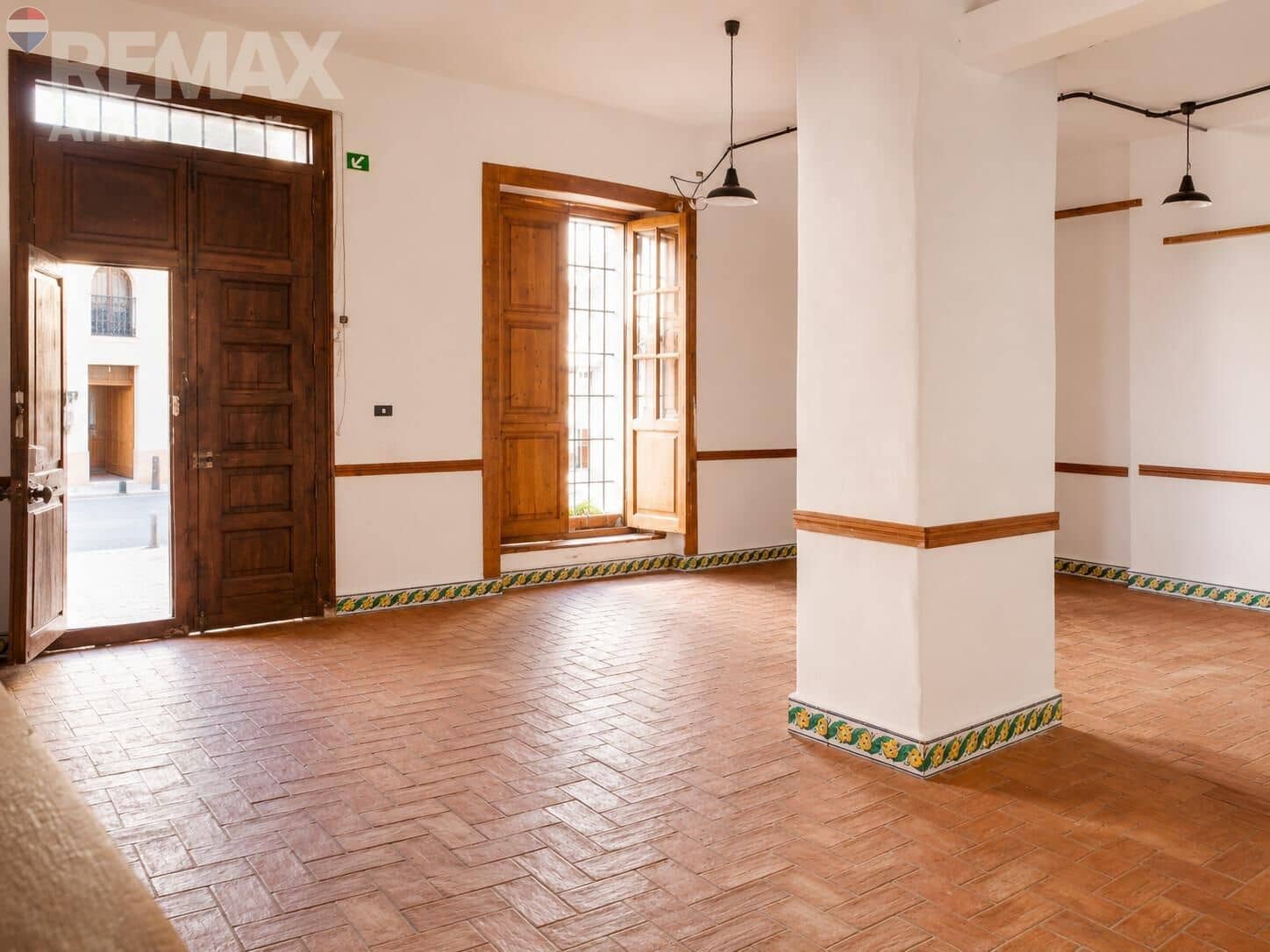 3 quarto Comercial para venda em Denia - 535 000 € (Ref: 9873511)