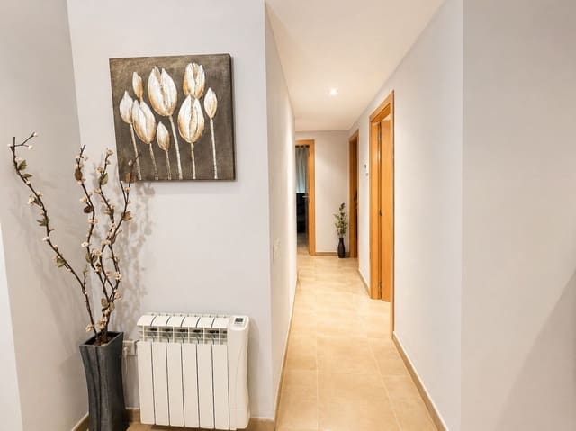 3 chambre Appartement à vendre à Enguera avec garage - 140 000 € (Ref: 9890385)