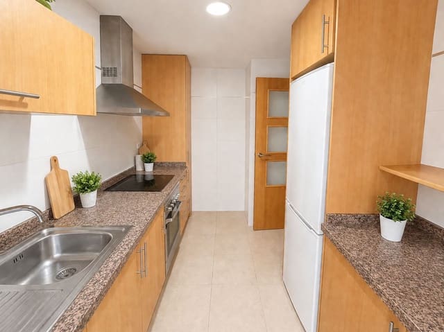 3 chambre Appartement à vendre à Enguera avec garage - 140 000 € (Ref: 9890385)