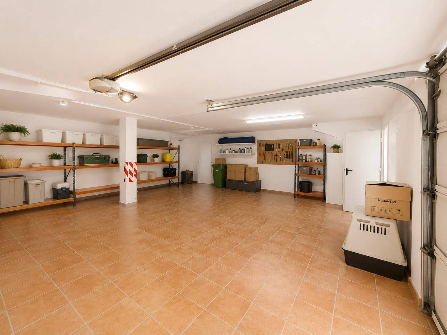 5 chambre Villa/Maison Mitoyenne à vendre à Enguera avec piscine garage - 360 000 € (Ref: 9890386)