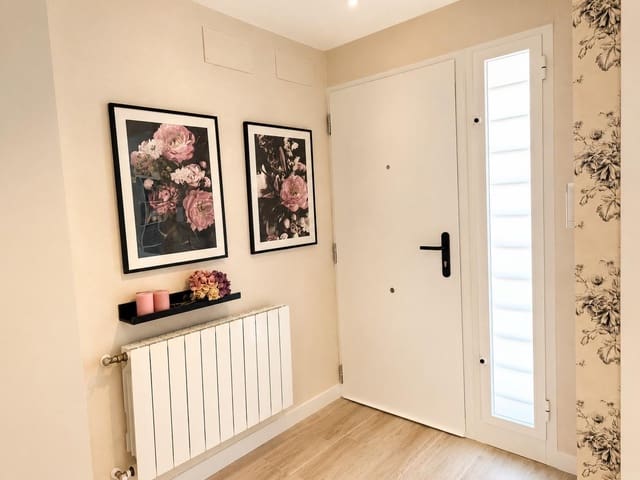 5 chambre Villa/Maison Mitoyenne à vendre à Enguera avec piscine garage - 360 000 € (Ref: 9890386)