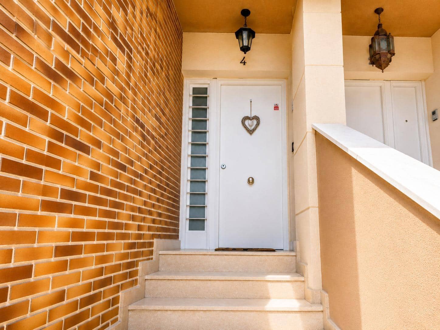 5 chambre Villa/Maison Mitoyenne à vendre à Enguera avec piscine garage - 360 000 € (Ref: 9890386)