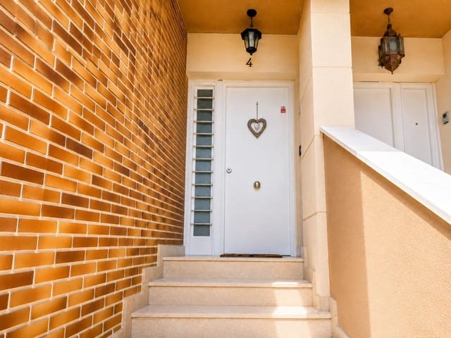 5 chambre Villa/Maison Mitoyenne à vendre à Enguera avec piscine garage - 360 000 € (Ref: 9890386)