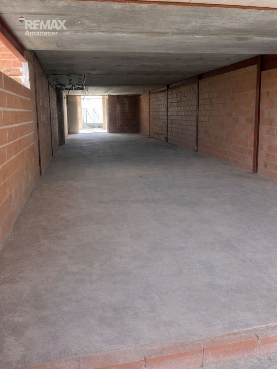 Townhouse for sale in L'Olleria - € 110,000 (Ref: 9890387)