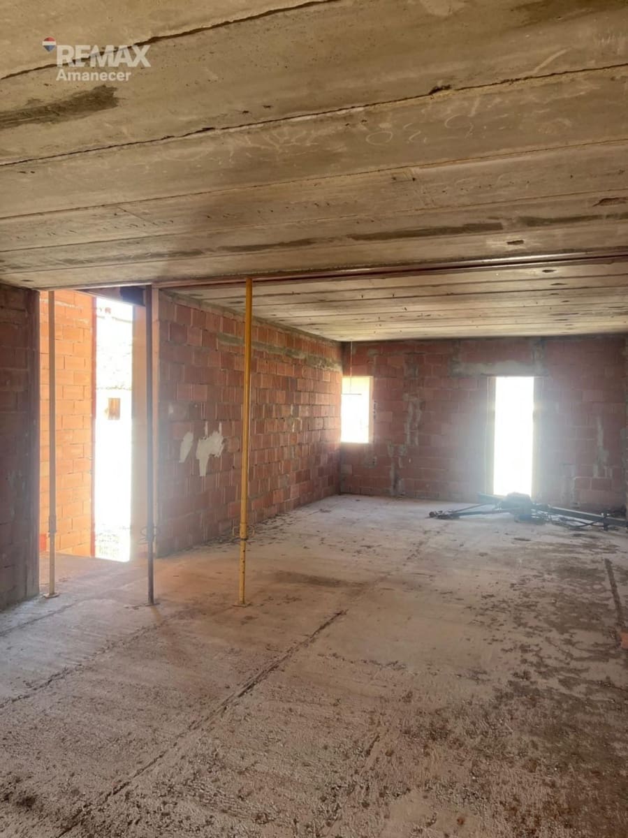 Townhouse for sale in L'Olleria - € 110,000 (Ref: 9890387)