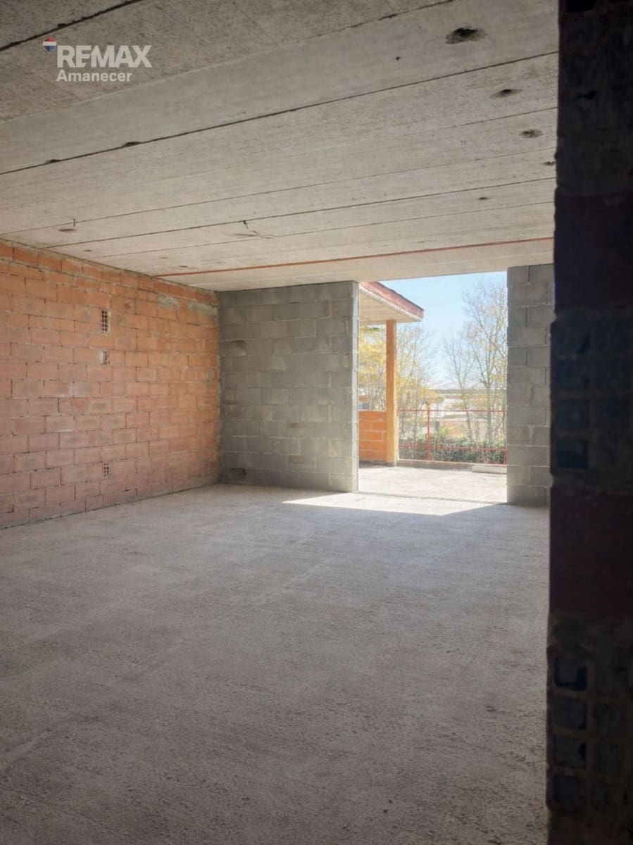 Townhouse for sale in L'Olleria - € 110,000 (Ref: 9890387)