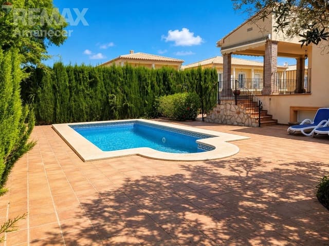 5 soverom Villa til salgs i El Montgó, Dénia med svømmebasseng garasje - € 790 000 (Ref: 9938210)