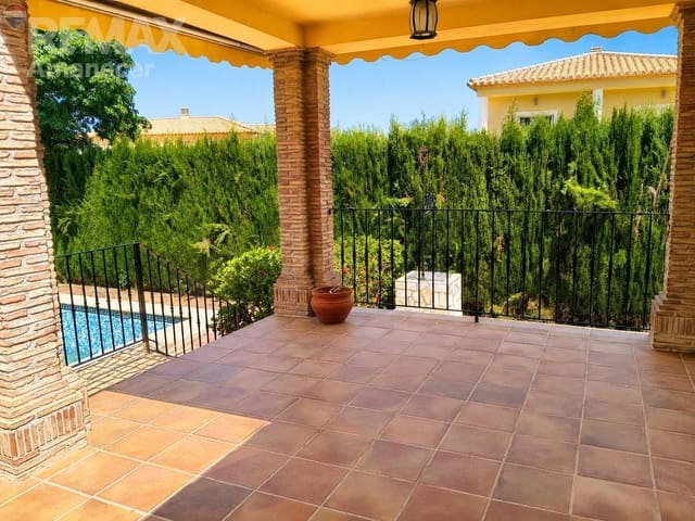 5 soverom Villa til salgs i El Montgó, Dénia med svømmebasseng garasje - € 790 000 (Ref: 9938210)