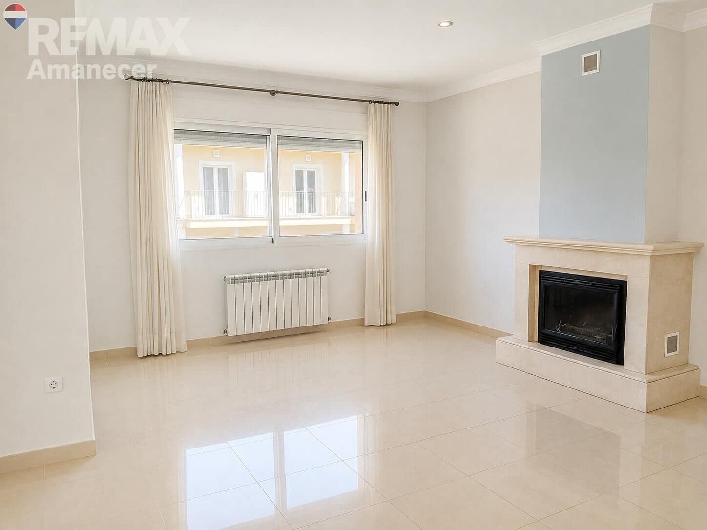 5 bedroom Villa for sale in Denia with pool garage - € 790,000 (Ref: 9938210)