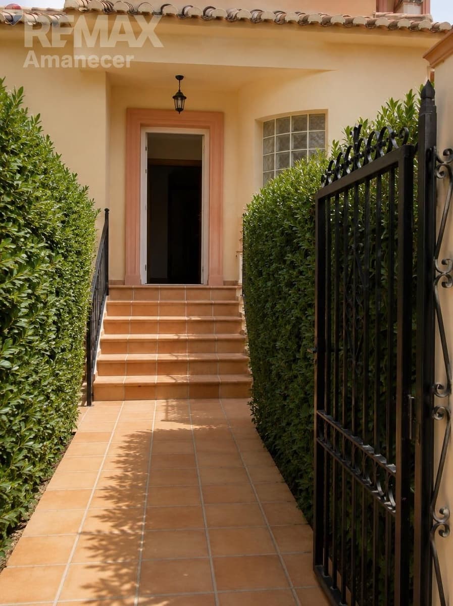 5 bedroom Villa for sale in Denia with pool garage - € 790,000 (Ref: 9938210)