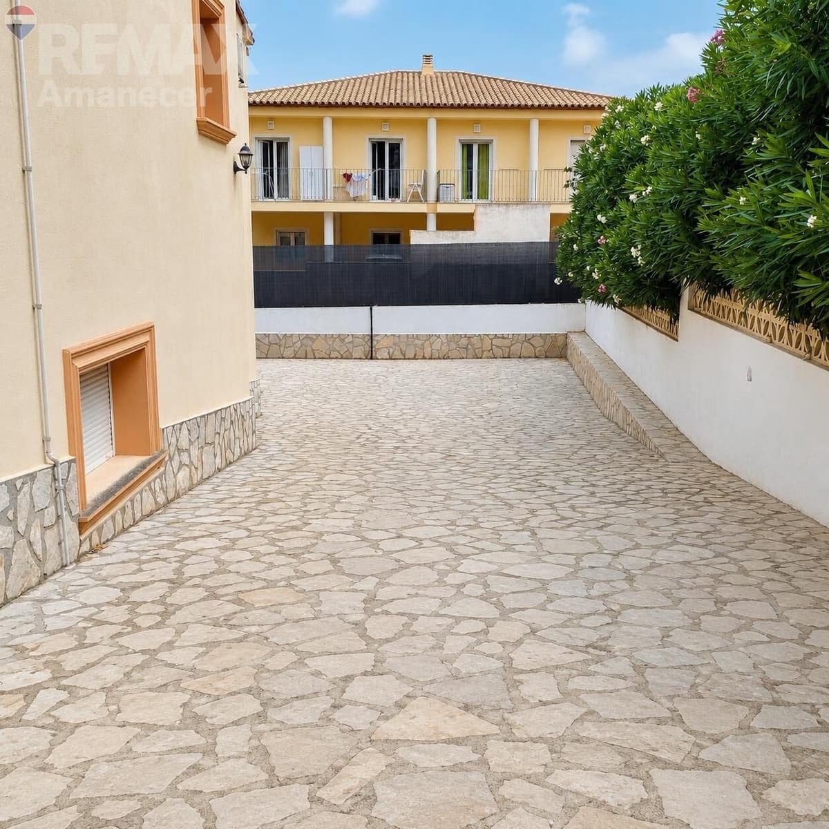 5 bedroom Villa for sale in Denia with pool garage - € 790,000 (Ref: 9938210)