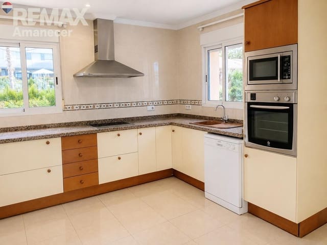 5 Zimmer Villa zu verkaufen in El Montgó, Dénia mit Pool Garage - 790.000 € (Ref: 9938210)