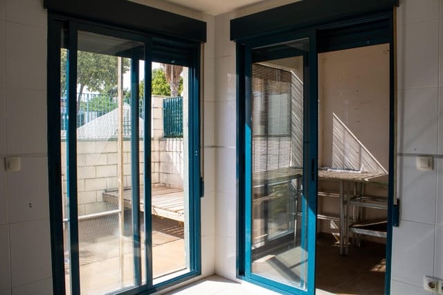 4 Zimmer Reihenhaus zu verkaufen in Gandia mit Pool - 325.000 € (Ref: 9942534)
