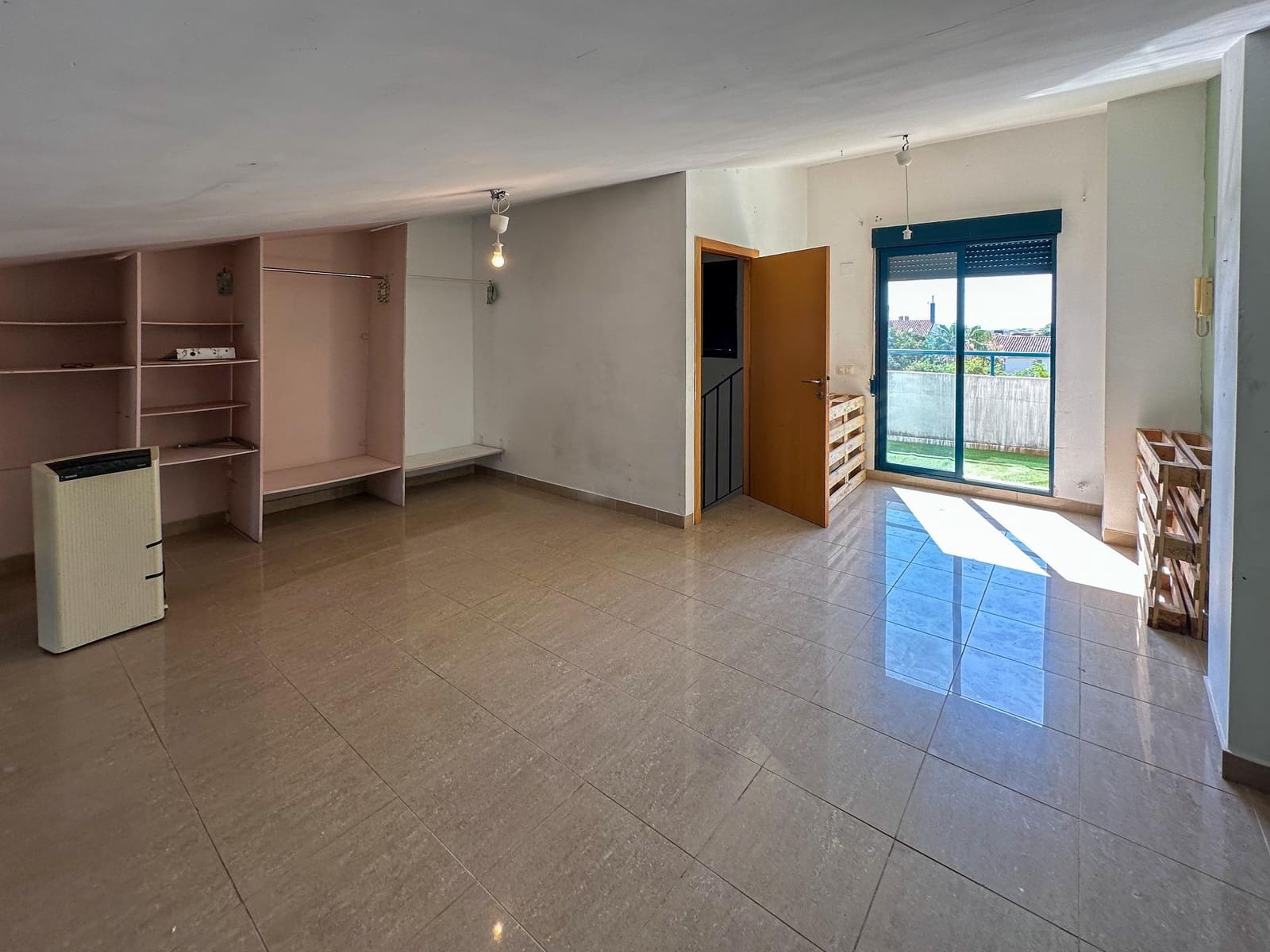 4 bedroom Terraced Villa for sale in Gandia with pool - € 325,000 (Ref: 9942534)