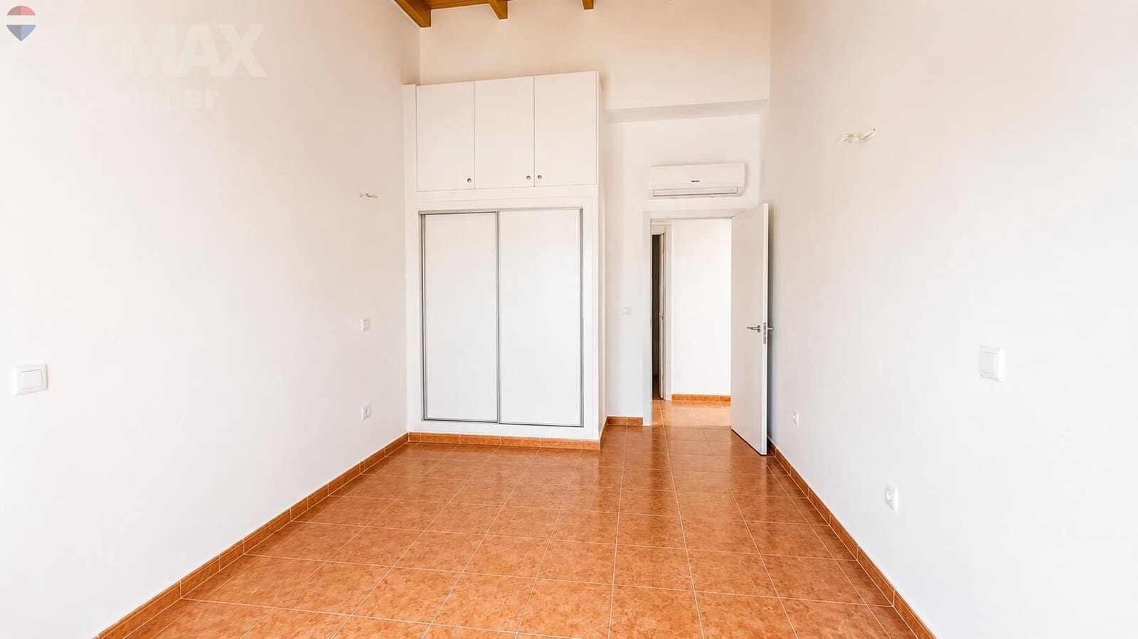 4 camera da letto Villetta Bifamiliare in vendita in Relleu con garage - 240.000 € (Rif: 9945722)