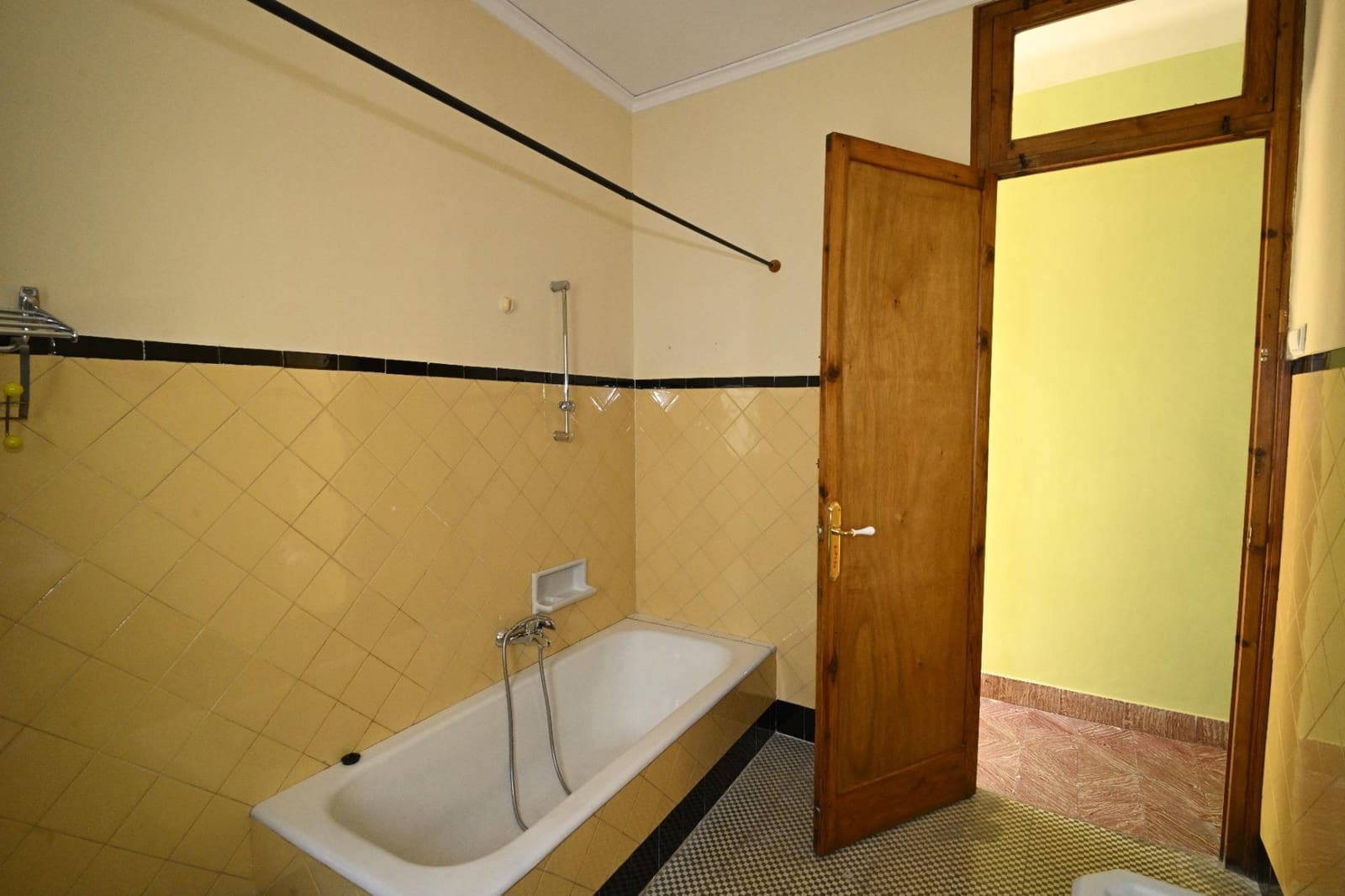 6 soveværelse Erhverv til salg i Denia - € 850.000 (Ref: 9949809)