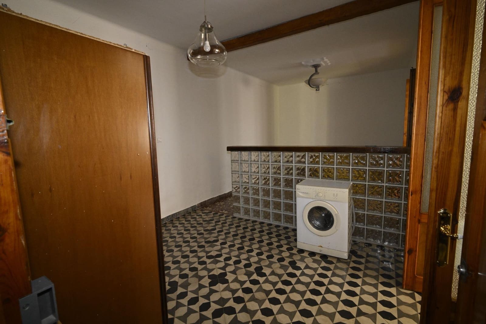 6 bedroom Commercial for sale in Denia - € 850,000 (Ref: 9949809)