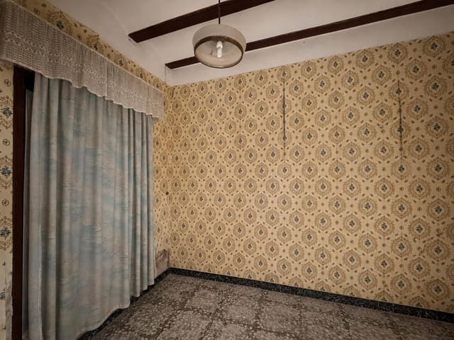 5 Zimmer Haus zu verkaufen in Enguera mit Garage - 67.000 € (Ref: 9949810)