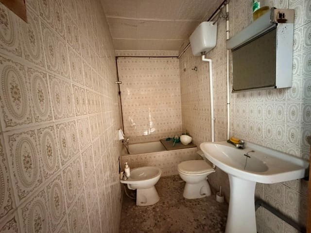 5 Zimmer Haus zu verkaufen in Enguera mit Garage - 67.000 € (Ref: 9949810)