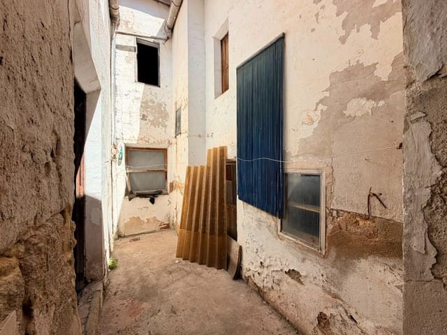 5 Zimmer Haus zu verkaufen in Enguera mit Garage - 67.000 € (Ref: 9949810)