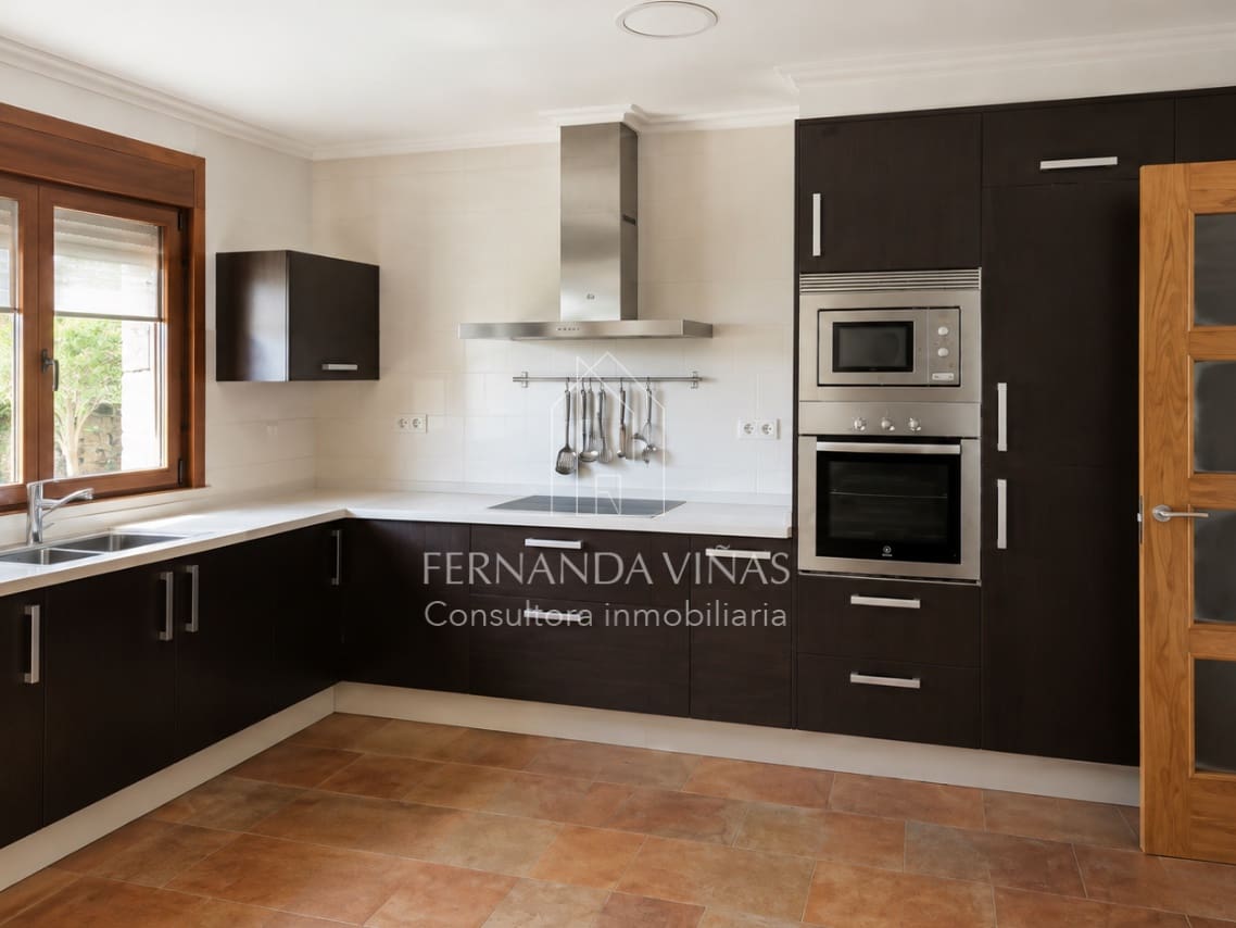 5 sypialnia Willa na sprzedaż w Pazos de Borben z garażem - 480 000 € (Ref: 10007585)