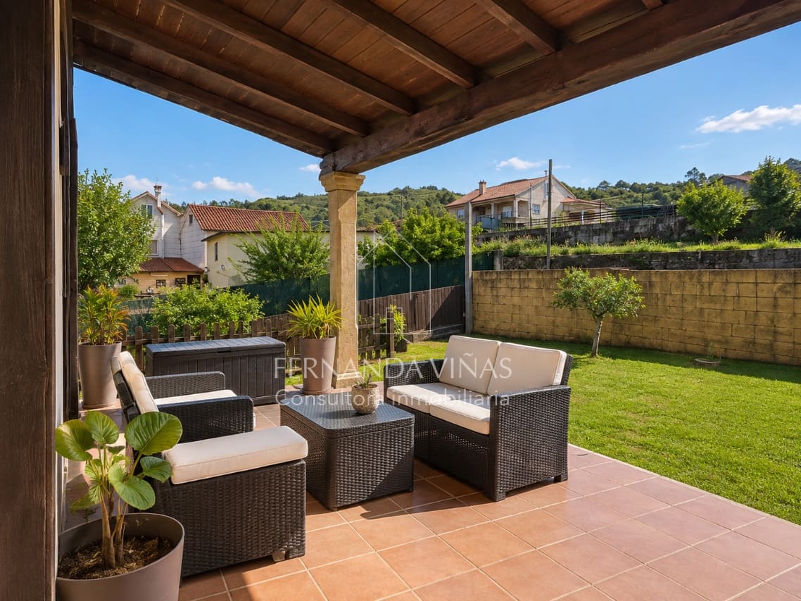 5 sypialnia Willa na sprzedaż w Pazos de Borben z garażem - 480 000 € (Ref: 10007585)