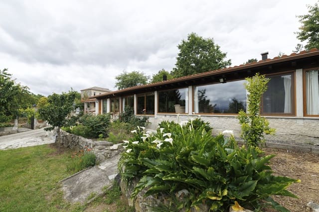 4 Zimmer Finca/Landgut zu verkaufen in O Carballiño mit Garage - 1.350.000 € (Ref: 10162534)